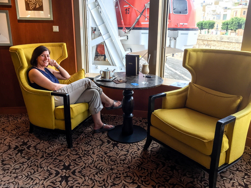 60- Cafe al Bacio Constellation