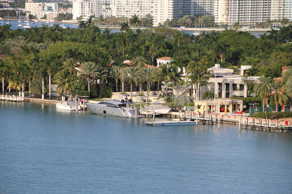 040 Port of Miami 040 Port of Miami