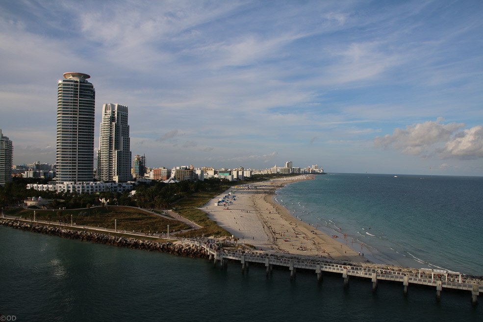 049 South Beach 049 South Beach